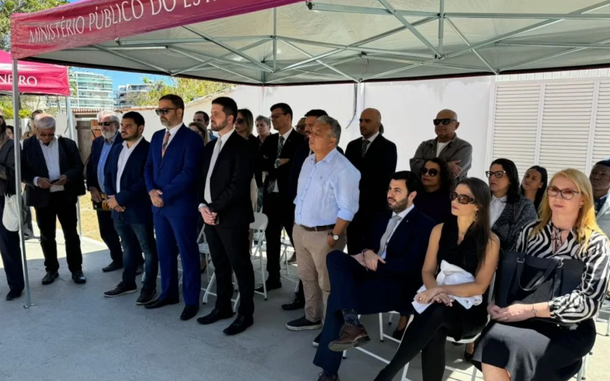 Autoridades presente no evento 