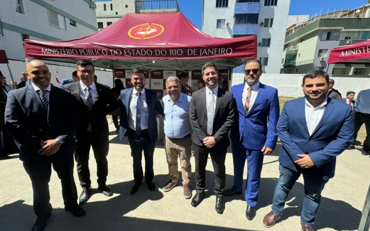 Autoridades presente no evento 