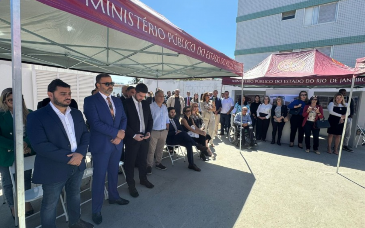 Autoridades presente no evento 