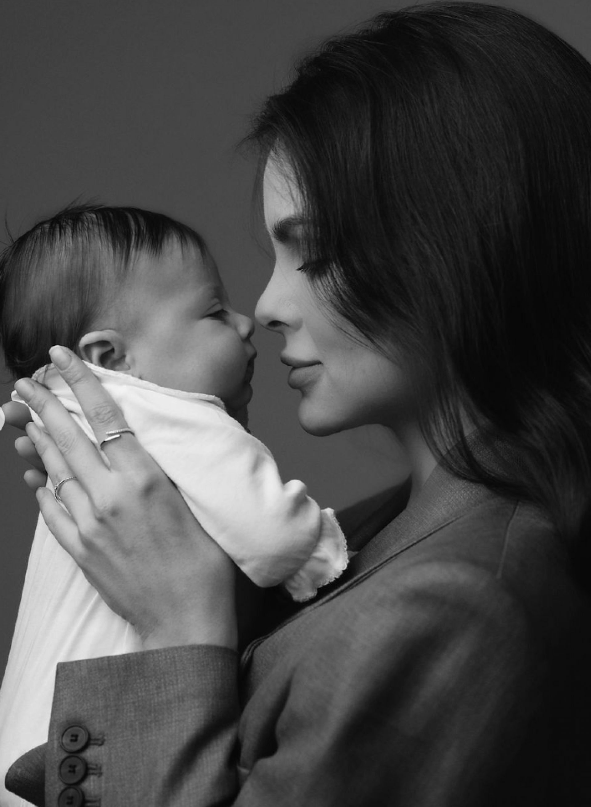 Amanda Kimberlly compartilha ensaio fotográfico de Helena