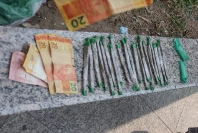 Polícia apreende drogas em Arraial do Cabo 