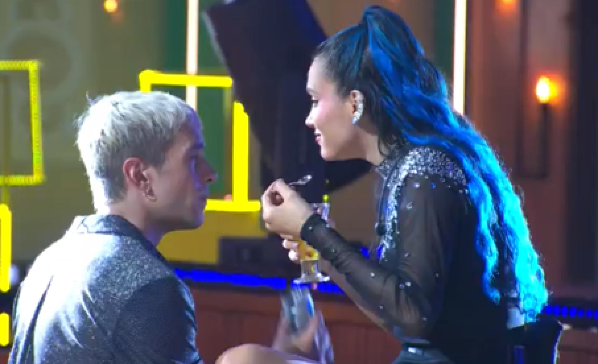 Estrela da Casa: Matheus Torres se declara para Unna X e a pede em namoro: 'Te amo' - Reprodução de vídeo