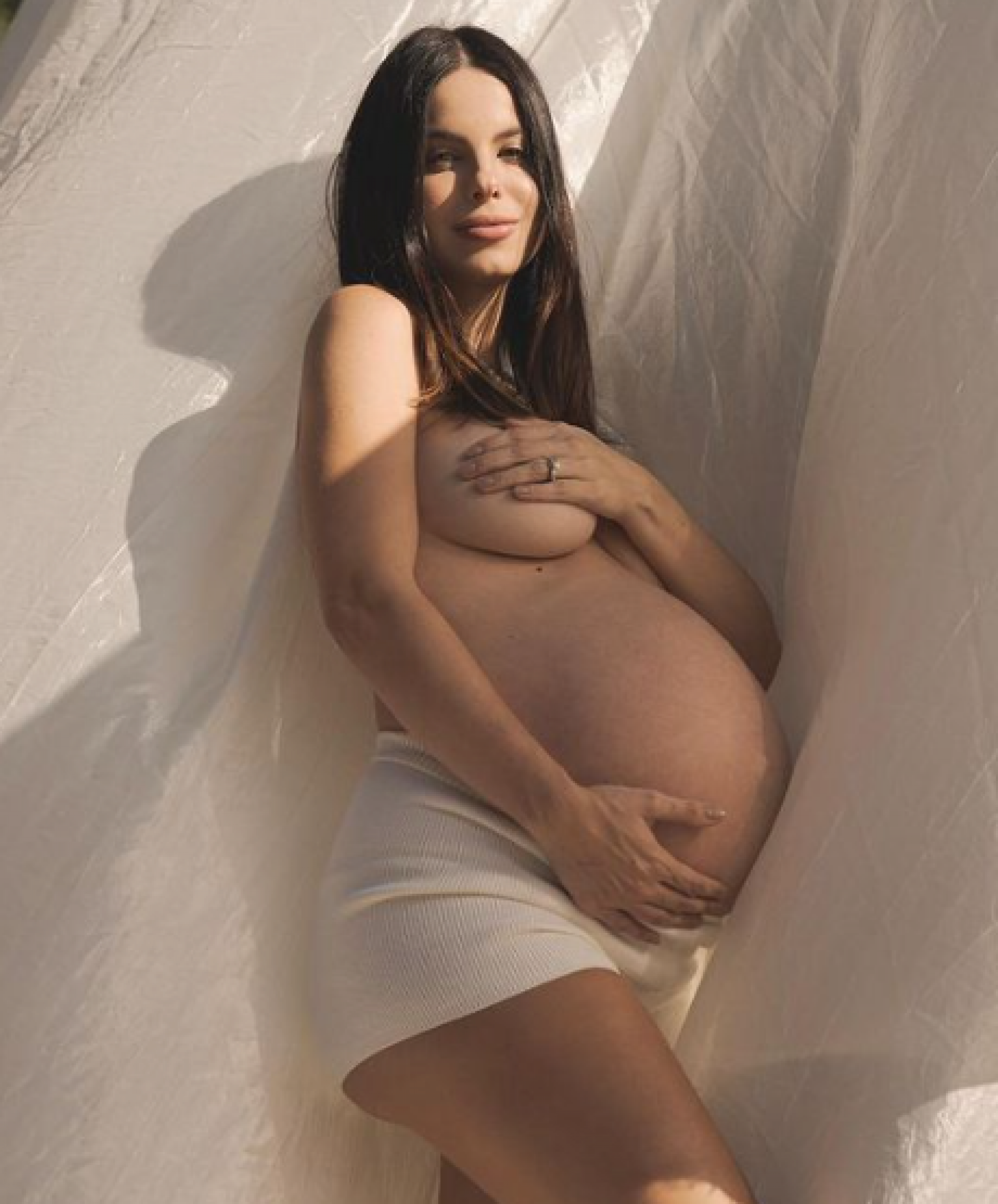 Prestes a dar à luz, Sthefany Brito exibe barrigão: 'Enquanto ele não vem' - Reprodução / Instagram