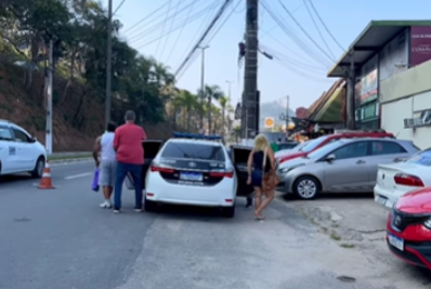 Casal é preso por furtar whisky de supermercado em Itaipava