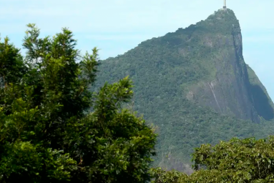 Estado determina fechamento de parques para combate a incêndios