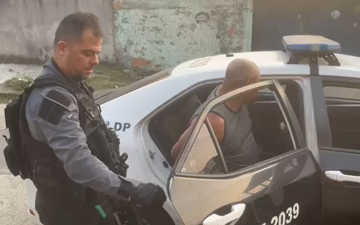 Agentes saíram para cumprir 16 mandados de prisão e 10 de busca e apreensão 