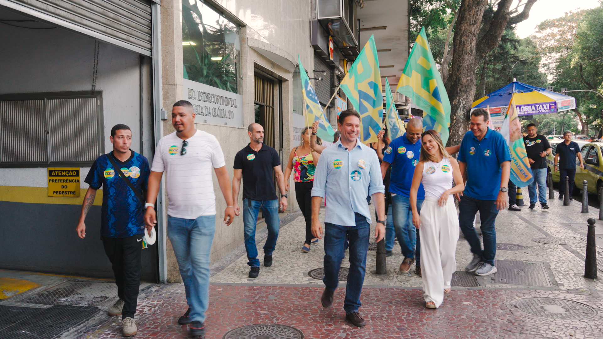 Alexandre Ramagem fez caminhada para conversar com eleitores na Glória, Zona Sul do Rio - Divulgação