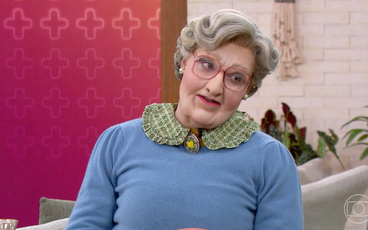 Edu Sterblitch  caracterizado de 'Uma Babá Quase Perfeita' - Reprodução/Globo 