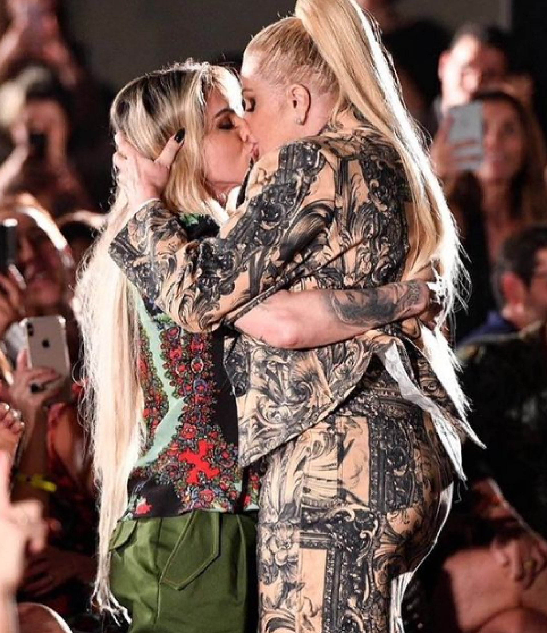 Monique Evans e Cacá Werneck celebram 10 anos de relacionamento - Reprodução / Instagram