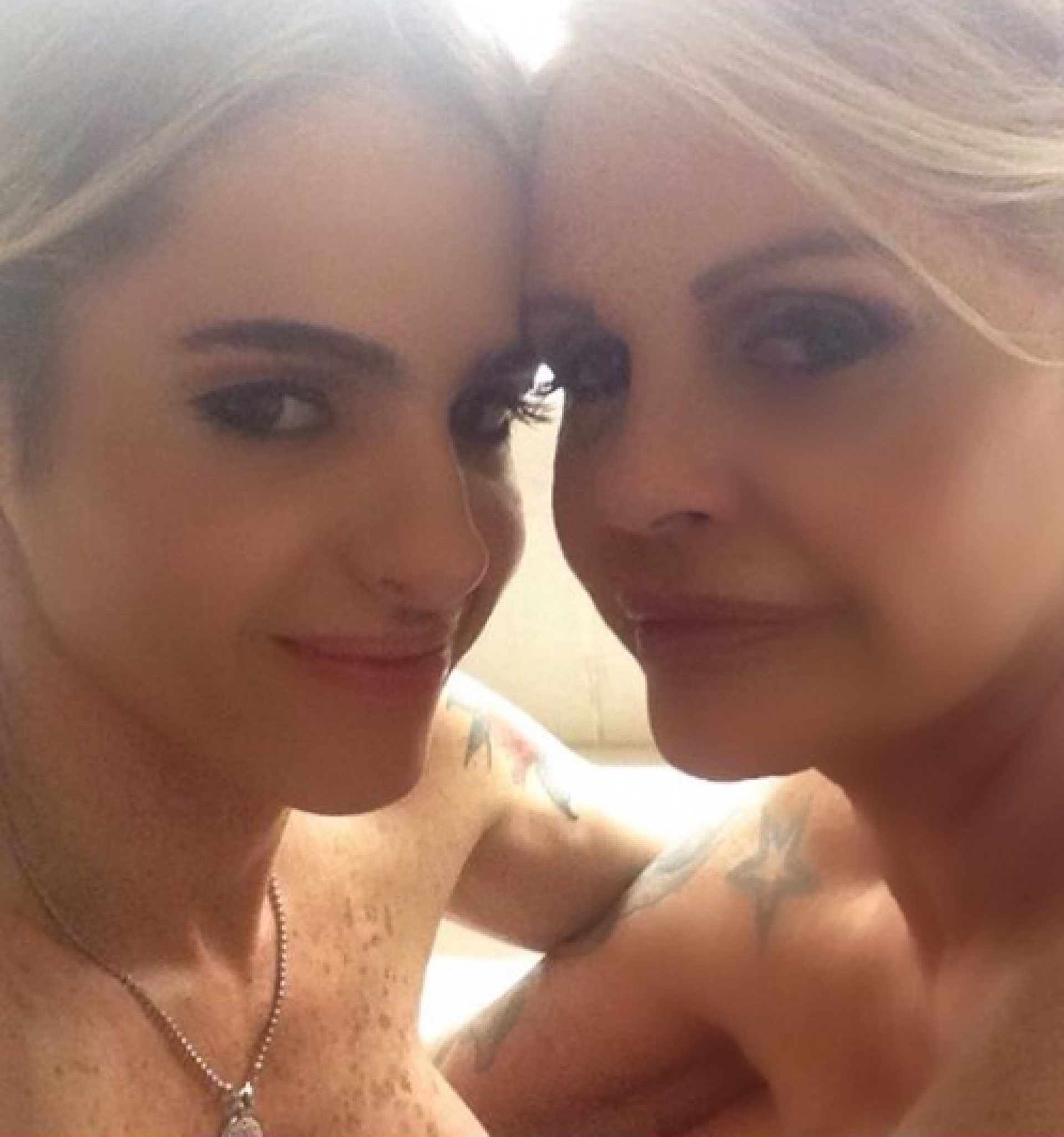 Monique Evans e Cacá Werneck celebram 10 anos de relacionamento - Reprodução / Instagram