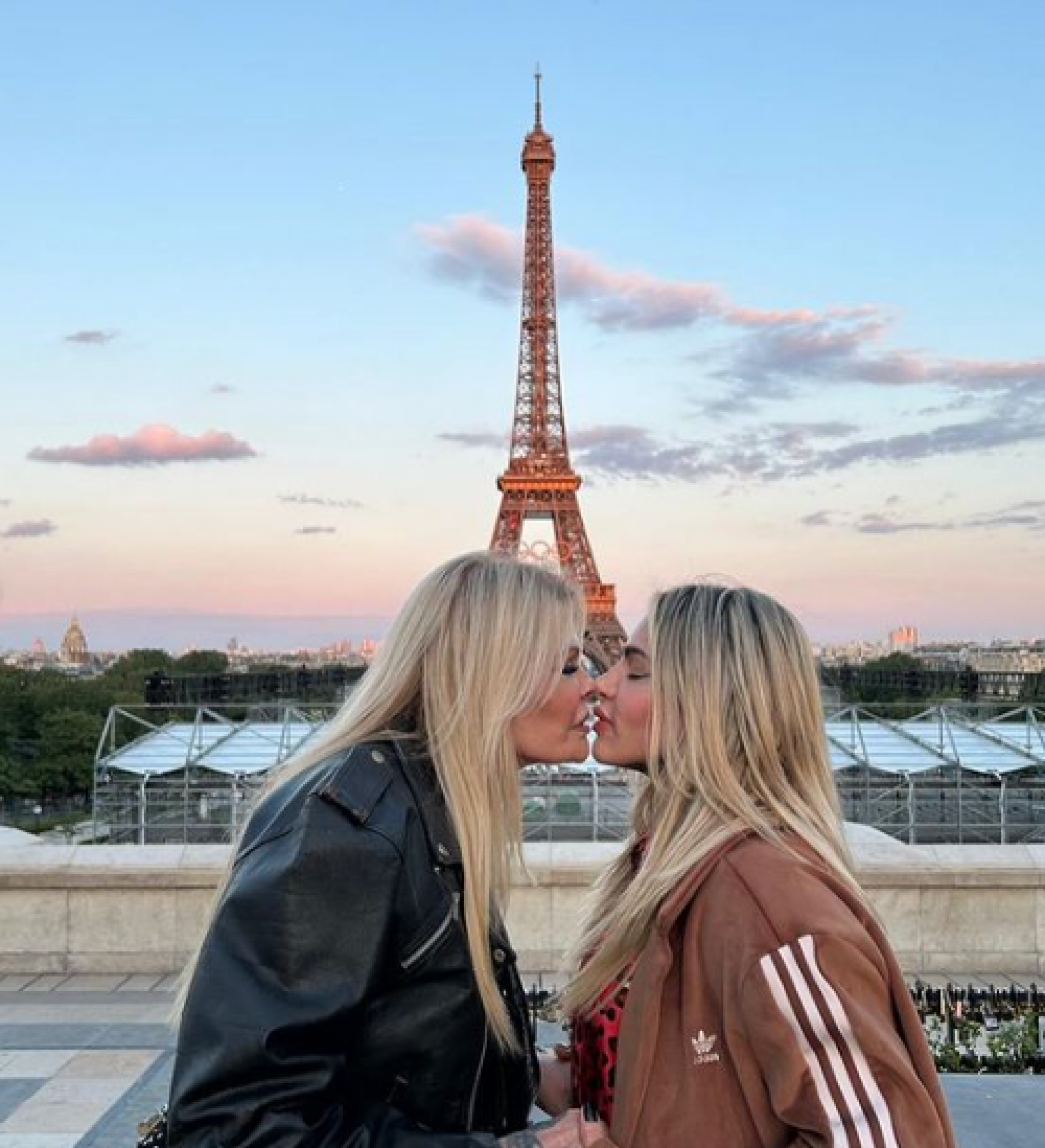 Monique Evans e Cacá Werneck celebram 10 anos de relacionamento - Reprodução / Instagram