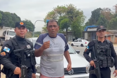 PM recupera carro roubado na Automóvel Clube em Belford Roxo