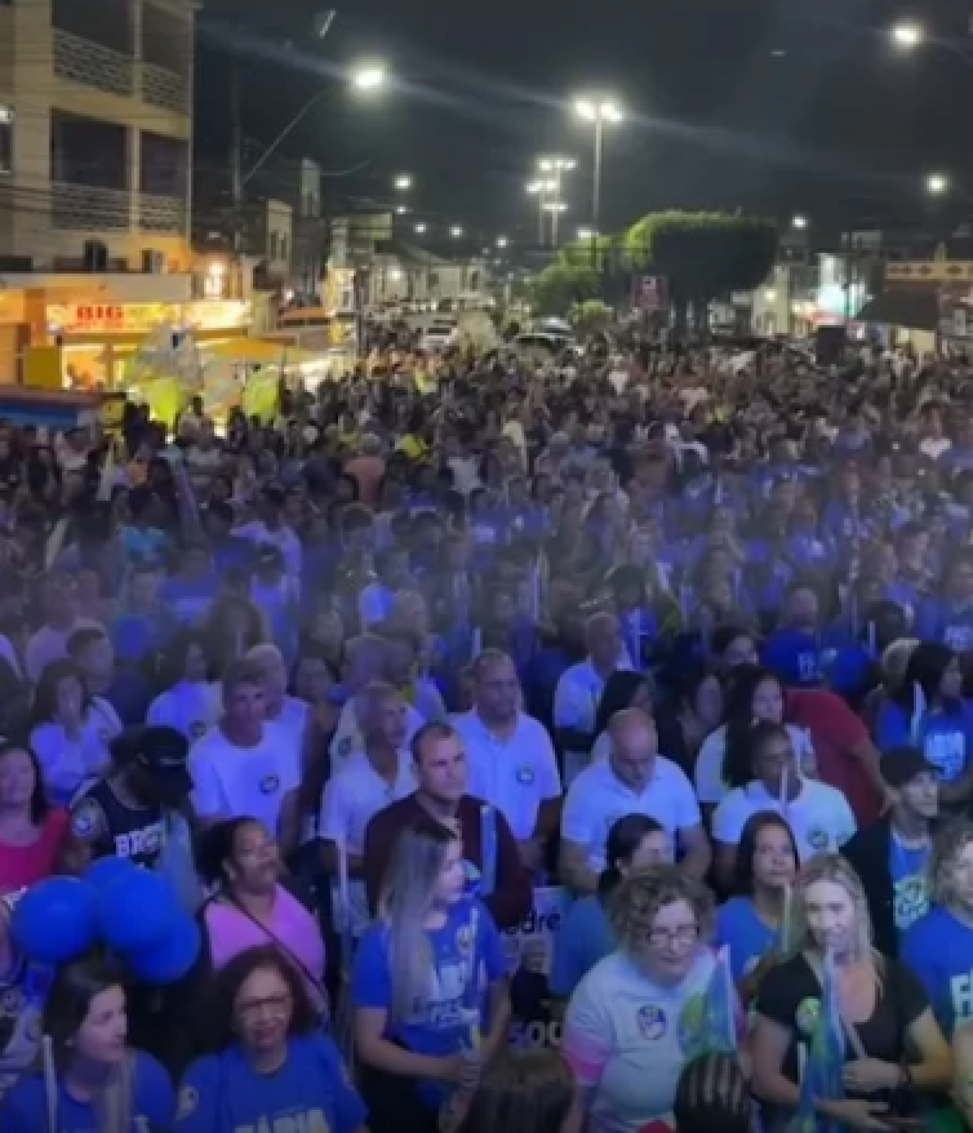 Comício lotou Praça da Matriz - Divulgação