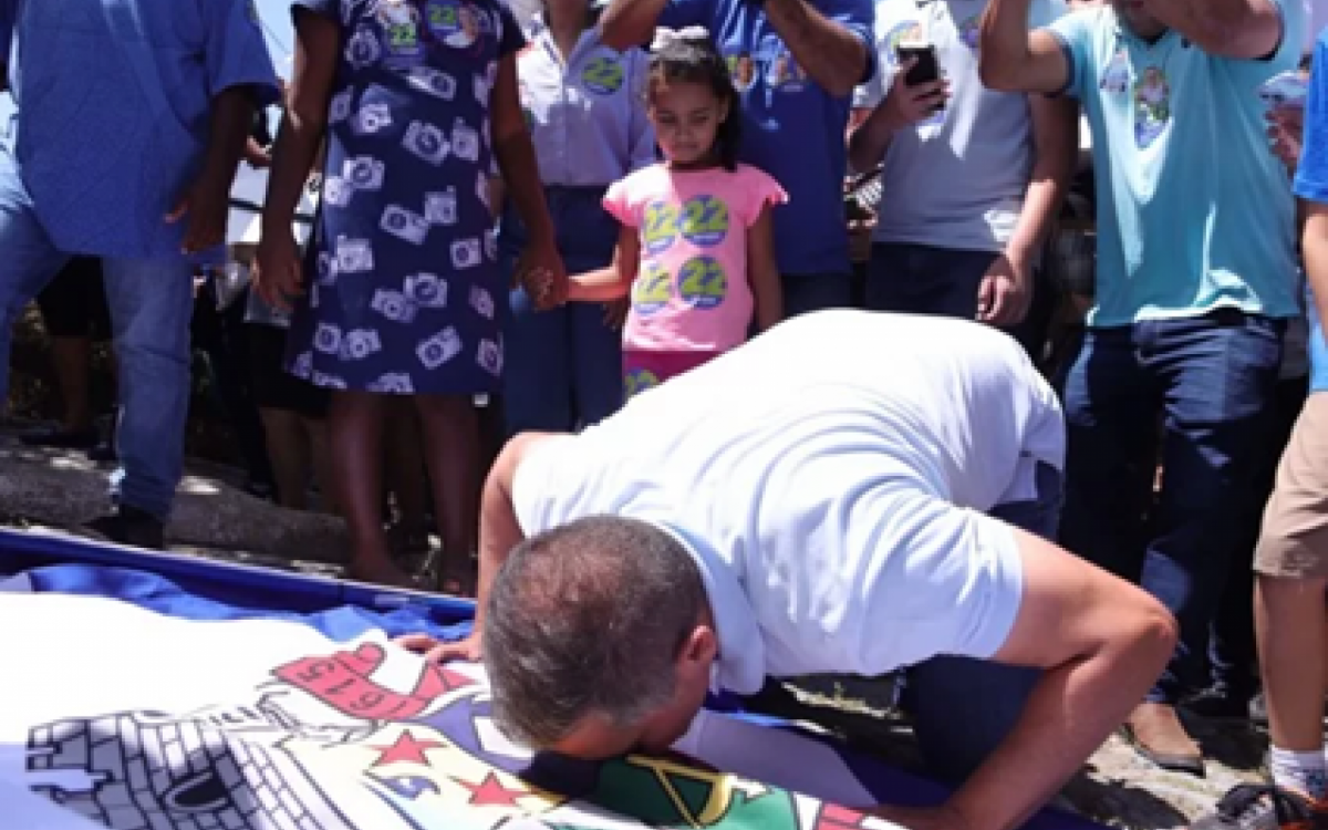 ?Abração no Morro da Guia?