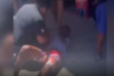 Homem é agredido por funcionários após recursar pagamento de conserto de celular em Cabo Frio