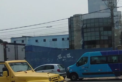 Moradores denunciam saques frequentes no Hospital da Criança em Cabo Frio