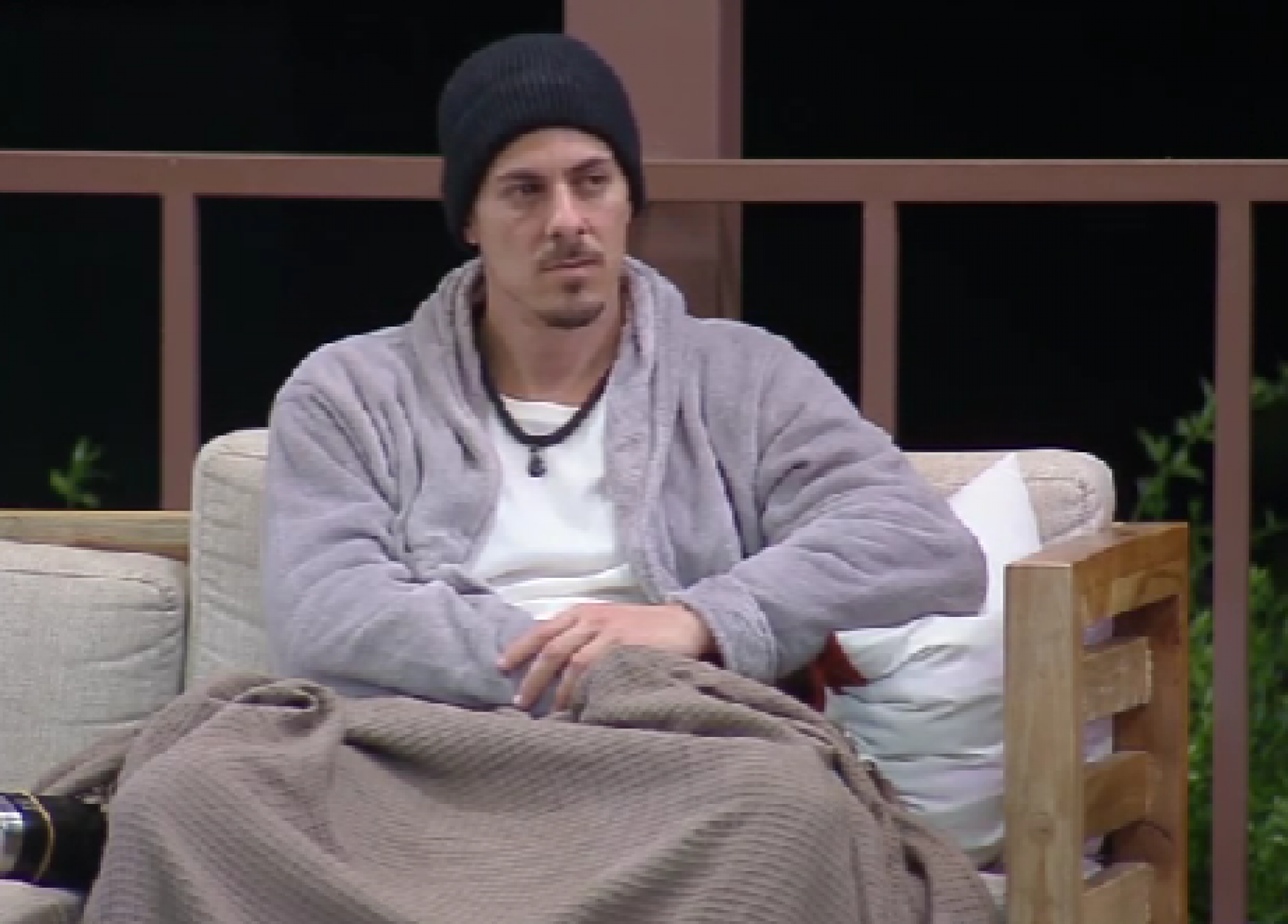 A Fazenda 16: Sacha revela motivo de ter ido para o reality: 'Desespero econômico' - Reprodução de vídeo