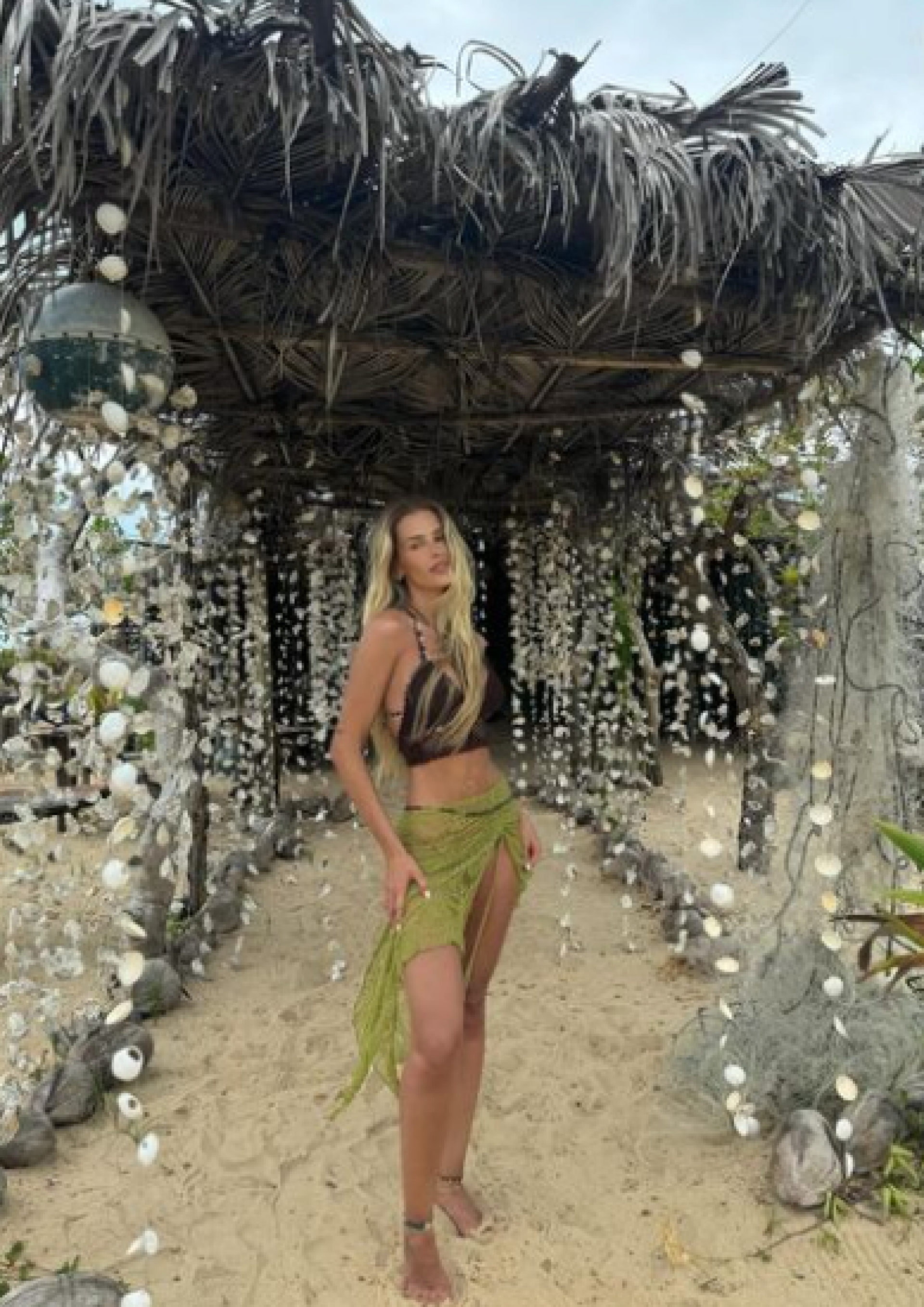 Yasmin Brunet exibe bronzeado em férias na Bahia - Reprodução / Instagram