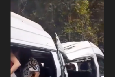 Árvore cai em cima de van de turismo em acesso ao Cristo Redentor 