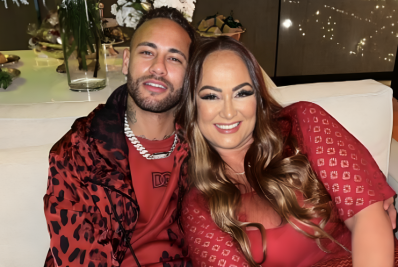 Mãe de Neymar encanta ao postar fotos inéditas dos netos: 'Meus bebês'