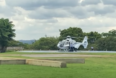 Lula reestreia heliponto do Palácio do Planalto após 14 anos e na chuva