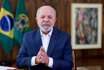 Lula tira pontos da cabeça nove dias depois de acidente
