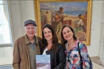Livro de autor aldeense é entregue a museu de Portugal em celebração à cultura salineira
