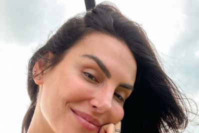 Mel Fronckowiak brinca ao ser chamada pela filha de 'mais chata do mundo'