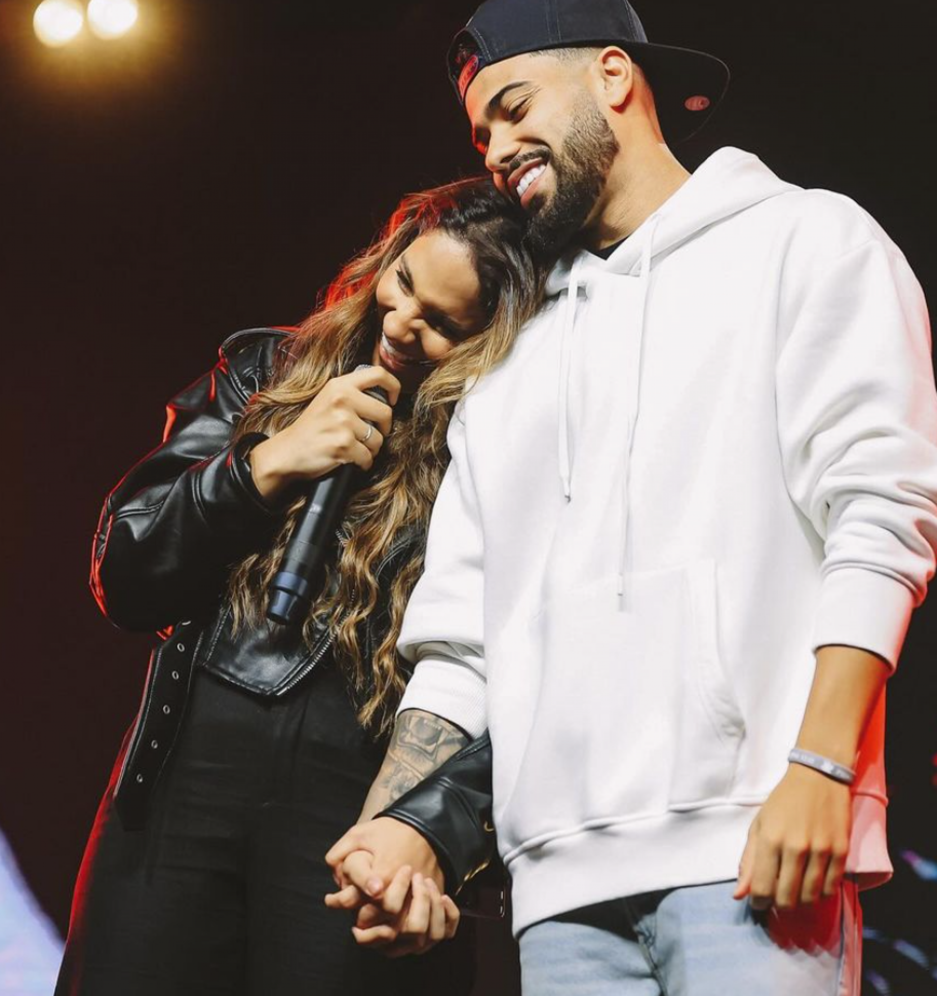 Sarah Beatriz e Calabe - reprodução Instagram