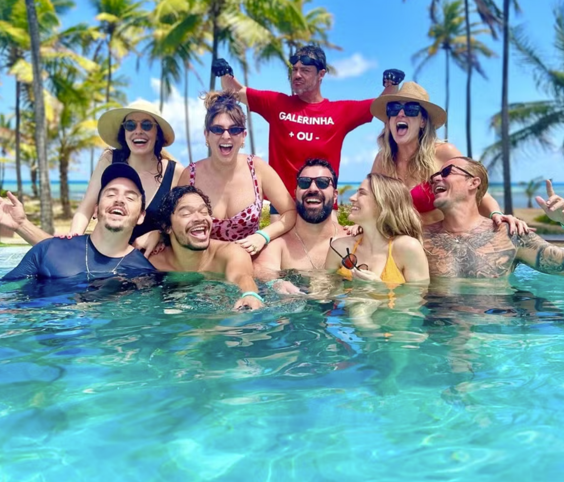 Elenco de 'Sandy & Junior' celebra 25 anos do seriado  - reprodução Instagram