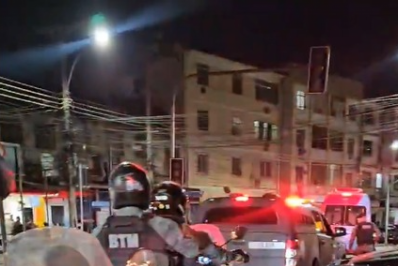 Homem com quatro anotações criminais é preso por sequestrar van na Avenida Brasil