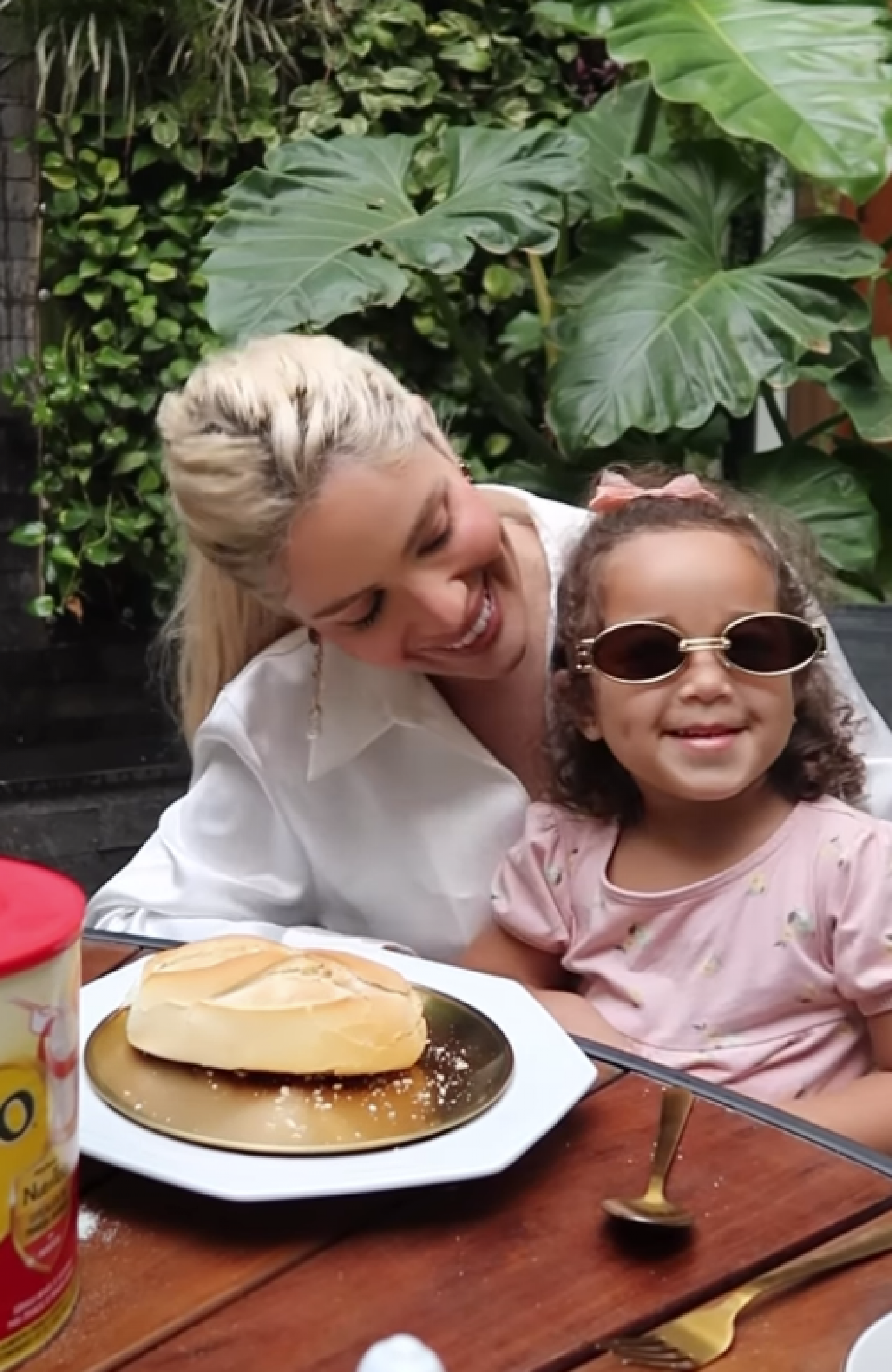 Karoline Lima e Cecília - reprodução Instagram