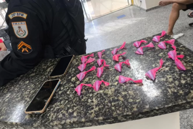 Dupla é presa por tráfico de drogas no Jardim Esperança em Cabo Frio