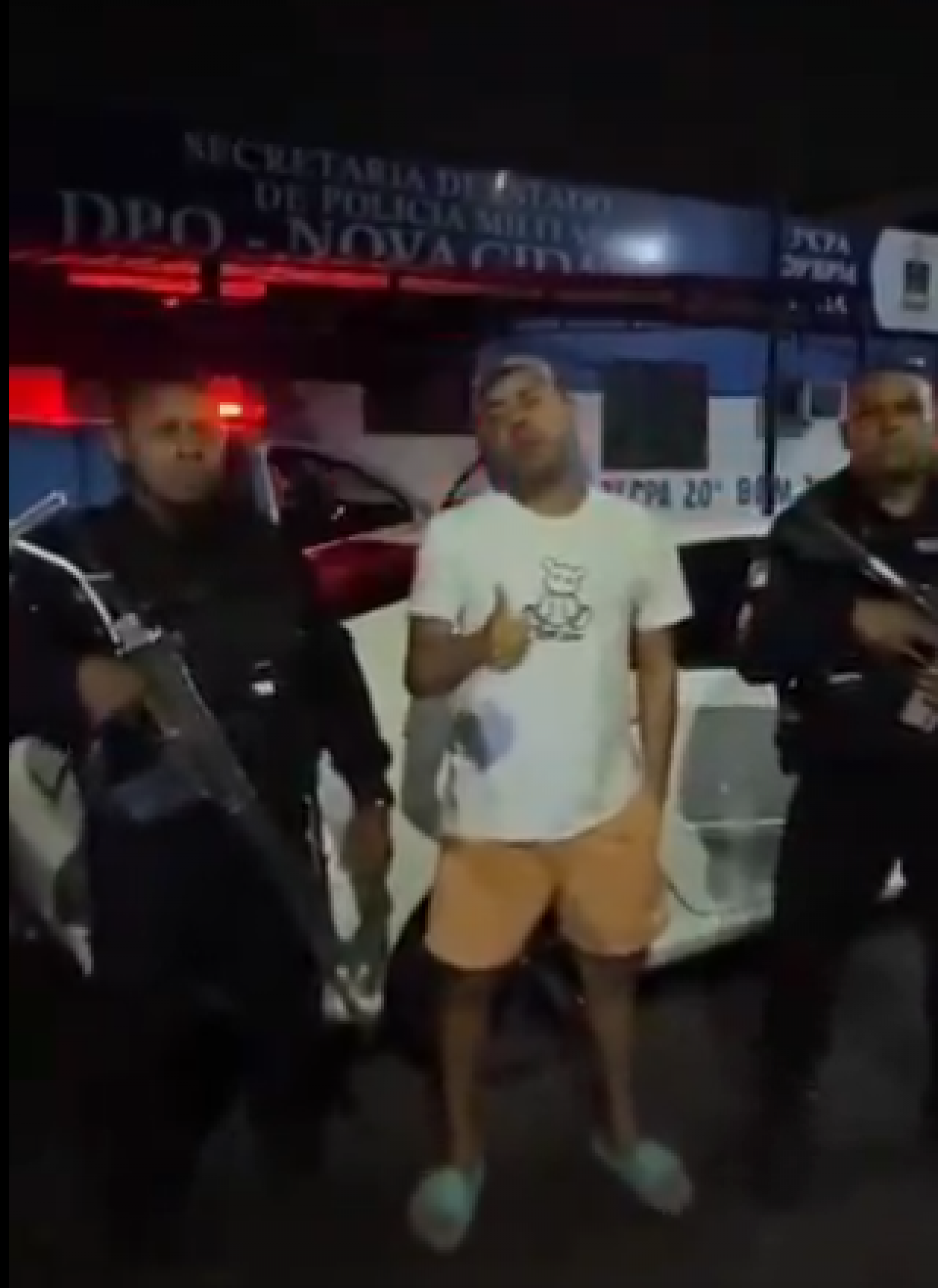 O dono dos veículos recuperados agradeceu o trabalho dos policiais militares do 20º BPM, do DPO Nova Cidade - Reprodução / PMERJ