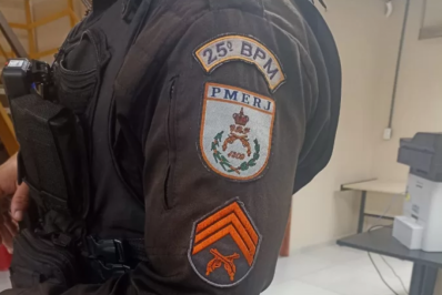 Elemento é preso após furtar celular na Praia do Forte, em Cabo Frio