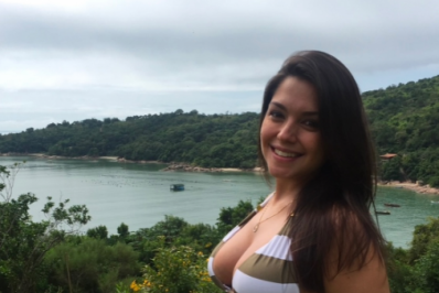 Thais Fersoza resgata registros da primeira gravidez