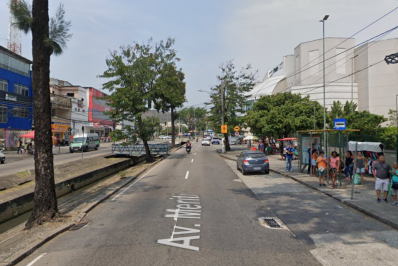 PM impede roubo de caminhão frigorífico na Vila da Penha