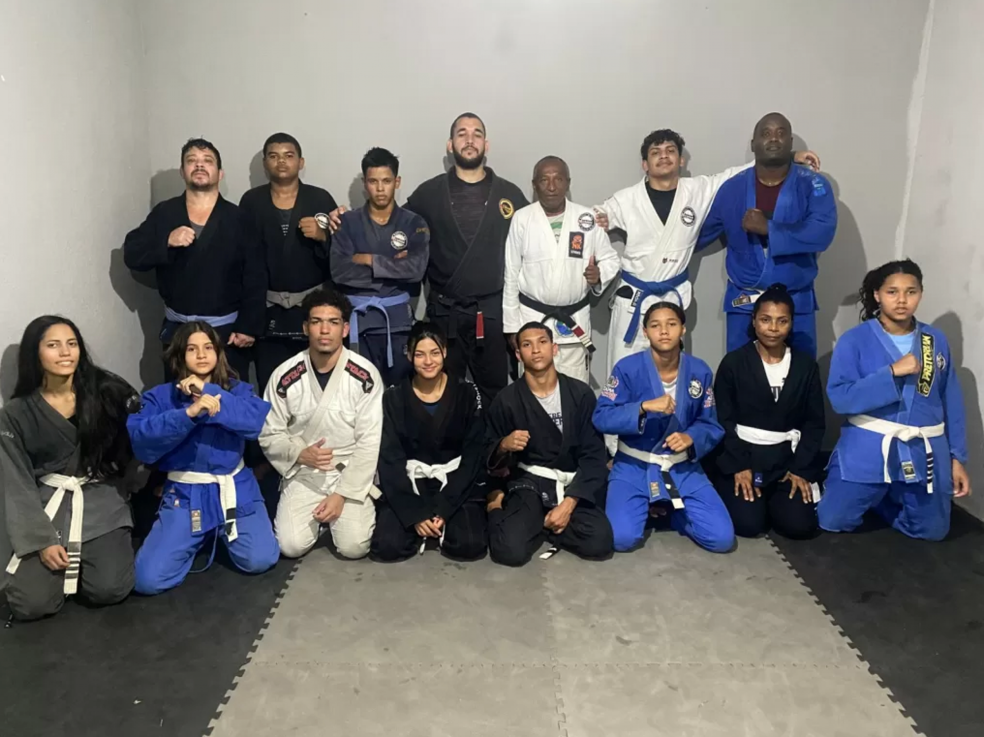 Projeto social que oferece aulas gratuitas de Jiu-Jitsu - Reprodu&ccedil;&atilde;o 