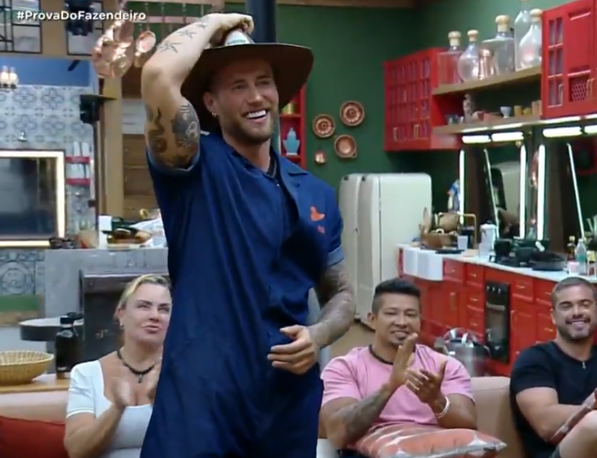 A Fazenda 16: Yuri Bonotto vence prova do fazendeiro e escapa da roça - Reprodução de vídeo / X