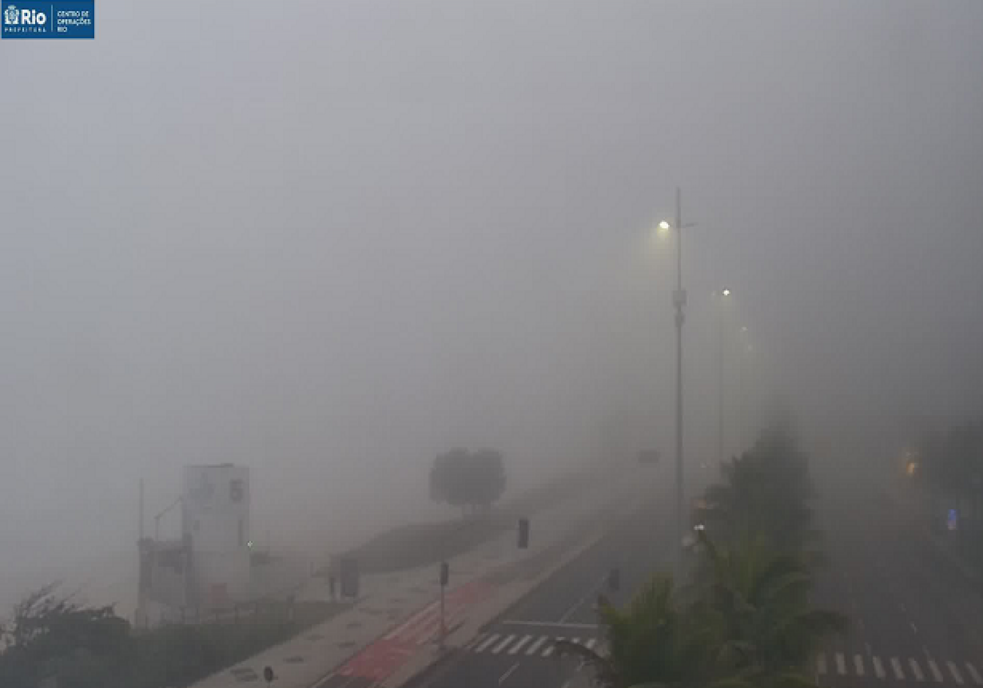 Névoa tomou conta das orlas da capital fluminense - Reprodução/Redes sociais