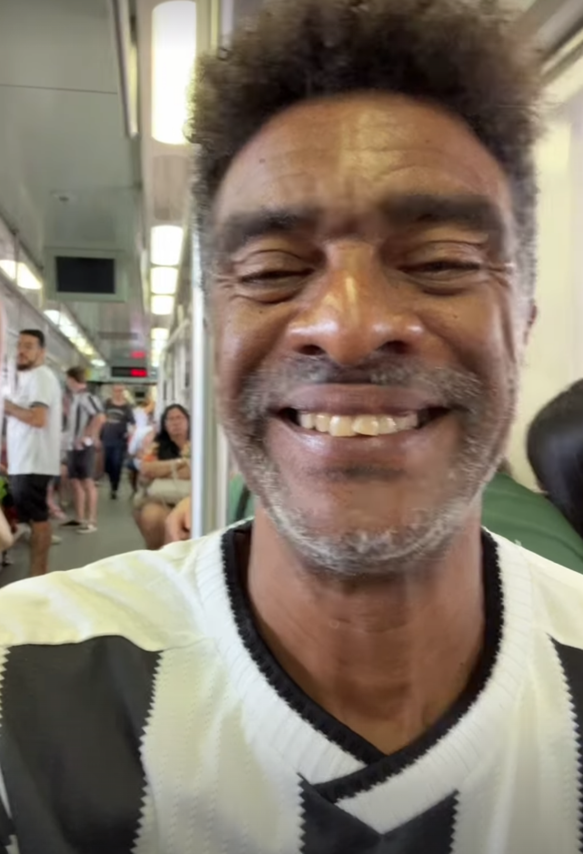 Helio de La Pen?a - reprodução Instagram