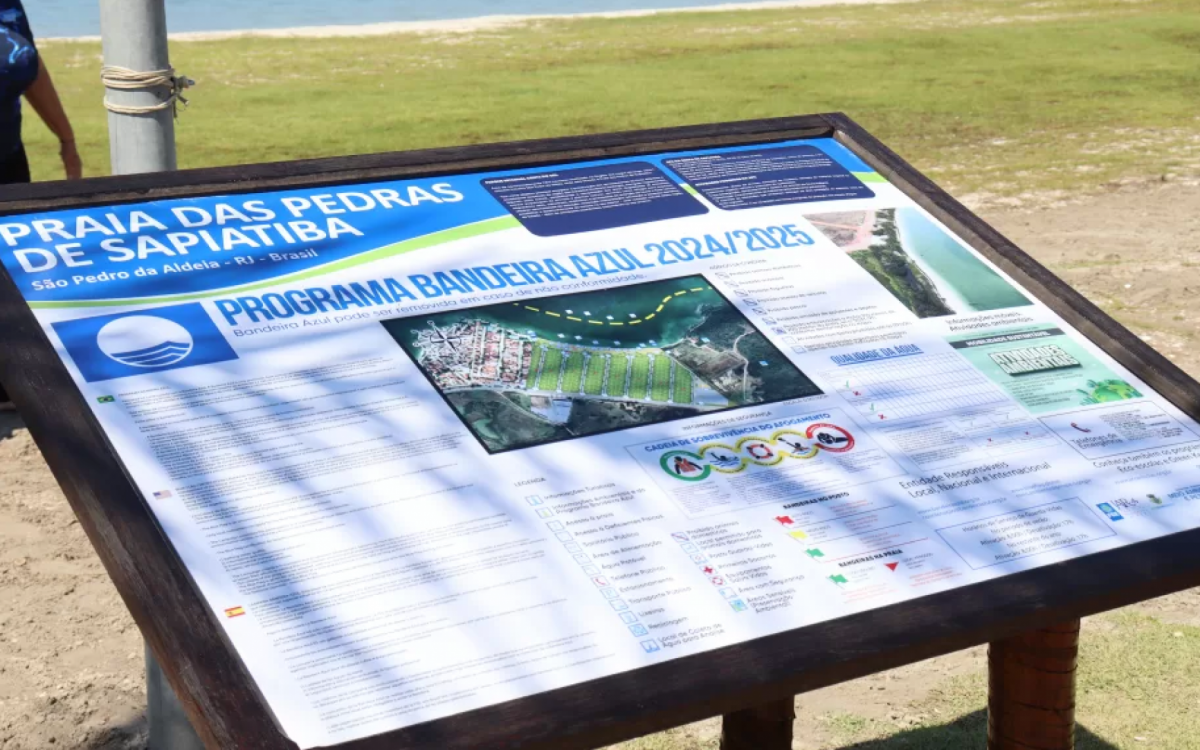 Hasteamento da Bandeira Azul 