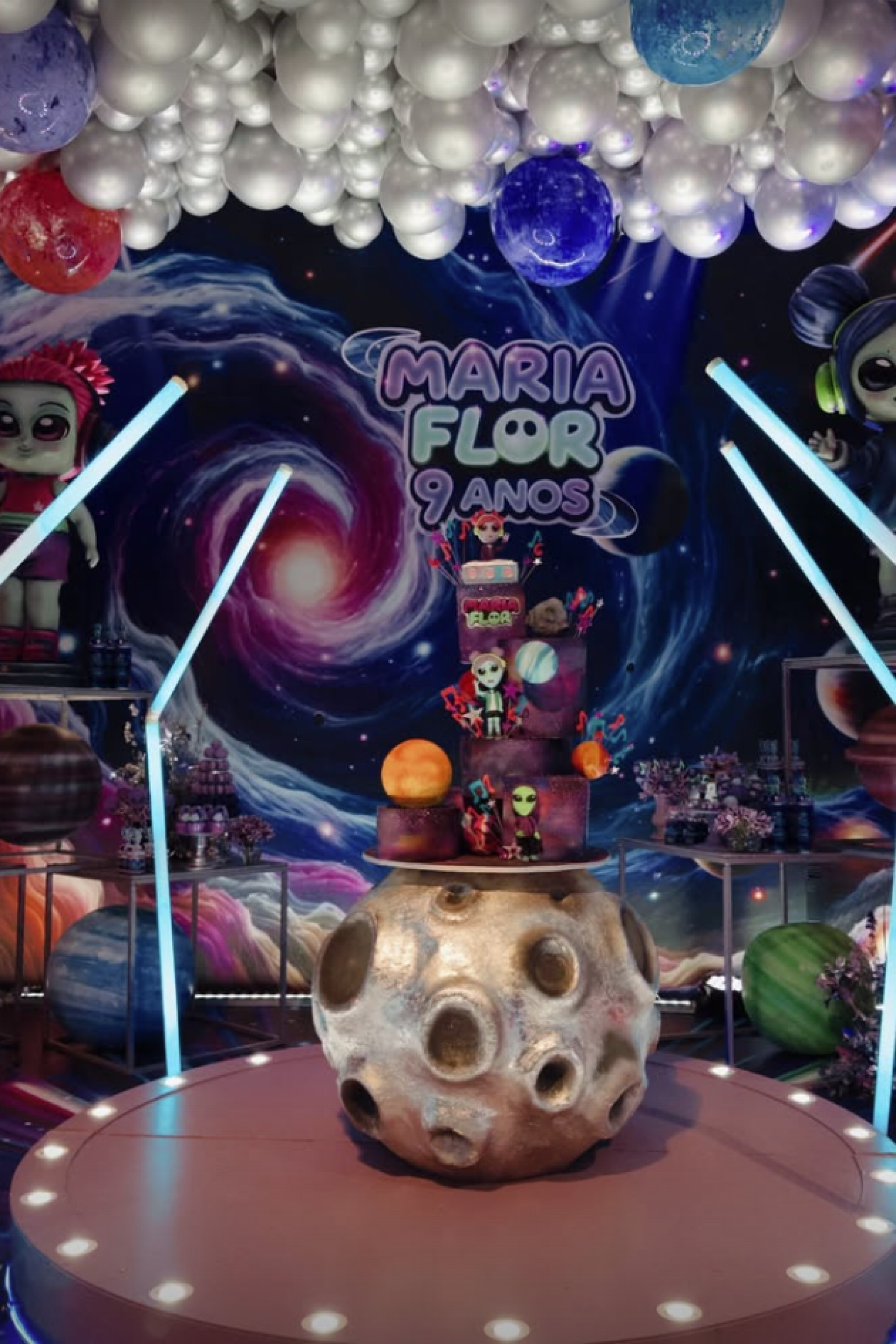 Deborah Secco comemora 9 anos de Maria Flor com festa inusitada - reprodução Instagram