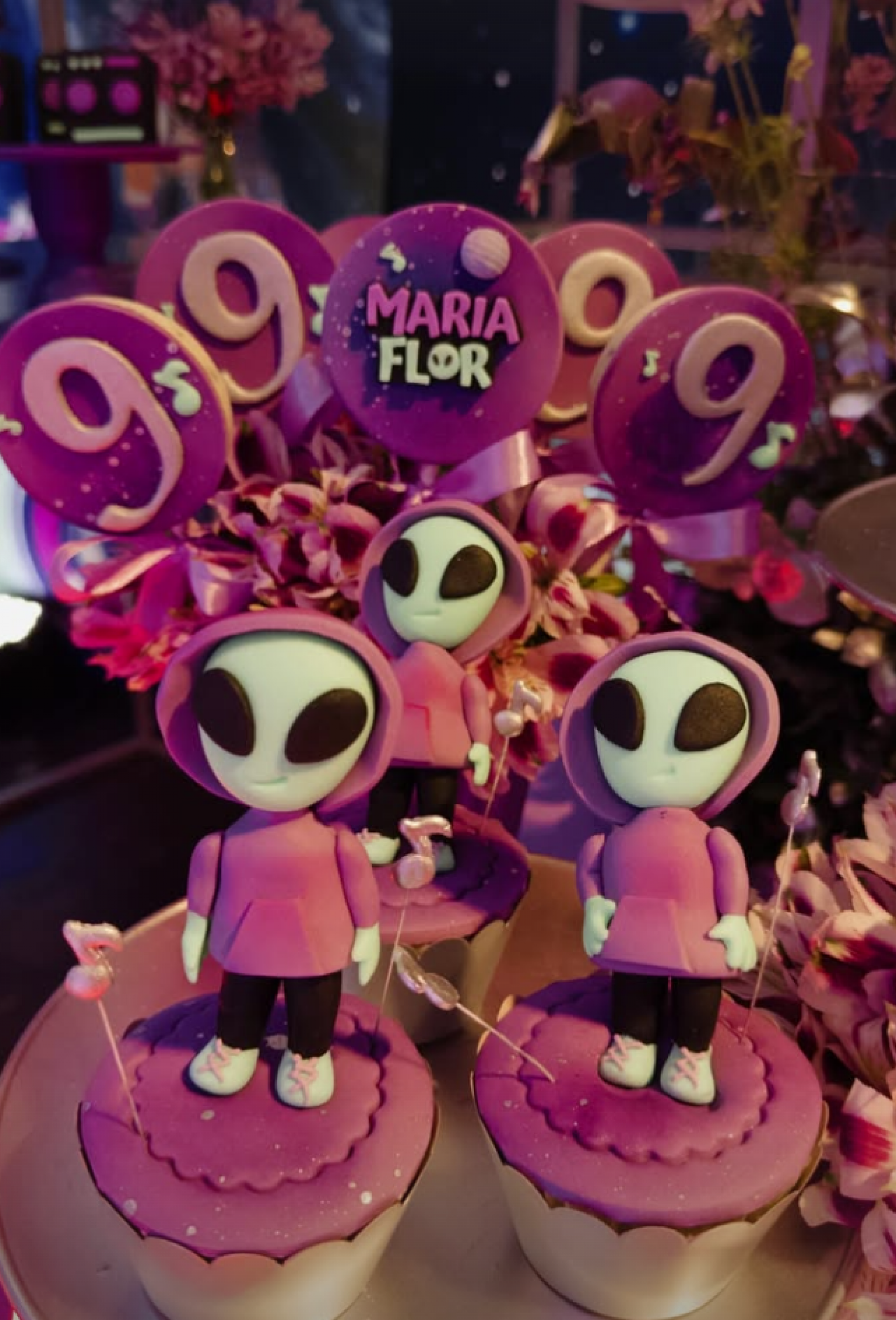 Deborah Secco comemora 9 anos de Maria Flor com festa inusitada - reprodução Instagram