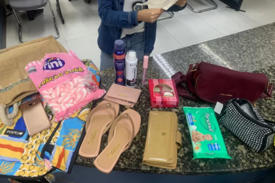 Idosa de 67 anos é presa por furtos a lojas no centro de Cabo Frio