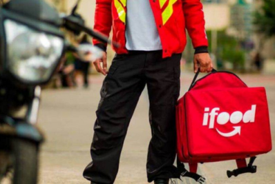 iFood e startup que aluga motos anunciam desconto para entregadores