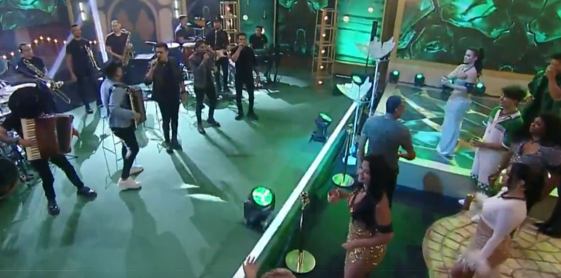 Finalistas e eliminados curtem última festa de 'A Fazenda 16' - Reprodução de vídeo / X