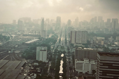Verão chega ao Rio com céu nublado e grande volume de chuva nos próximos meses