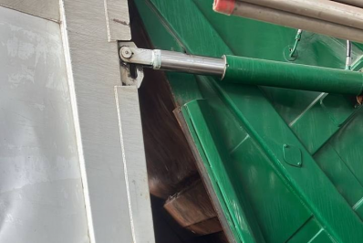 Coletor de lixo é morto em acidente de trabalho na Baixada Fluminense