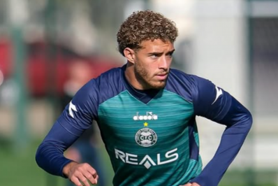 Vasco acerta empréstimo de dois jogadores ao América-MG